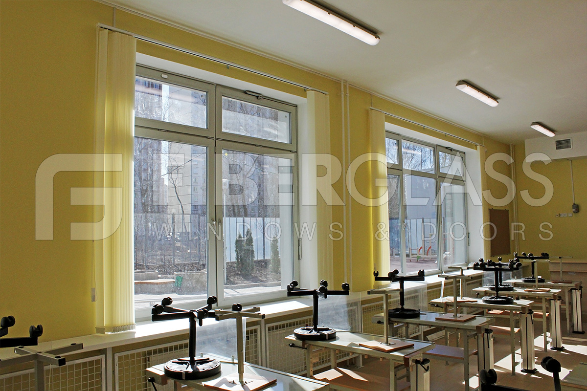 Стеклокомпозитные окна в школе на ул.Базовская (05)