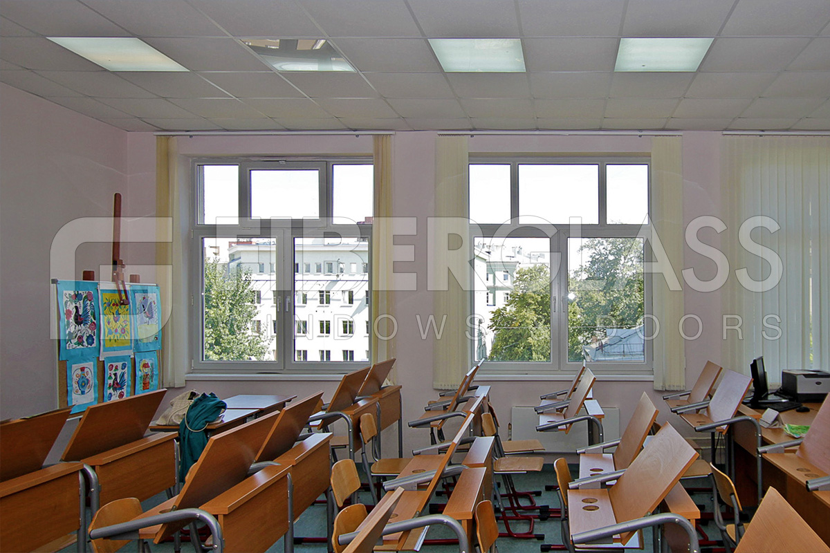 Окна из стеклокомпозита в школе на ул.Щепкина